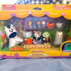 Calico Critters Trick or Treat Parade